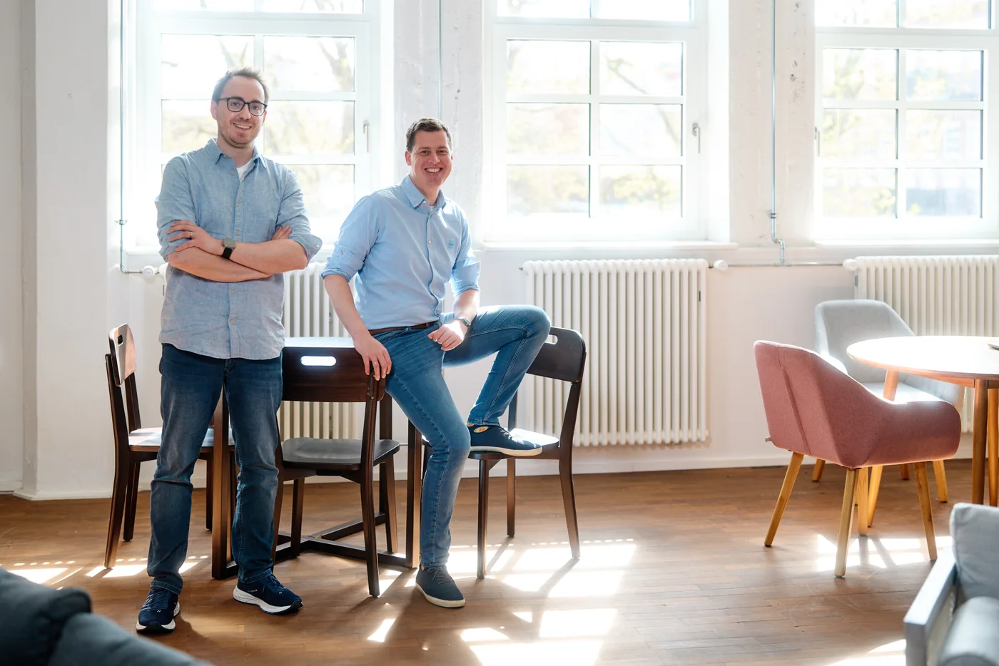 Lennart und Sören im gemeinsamen Arbeitsalltag